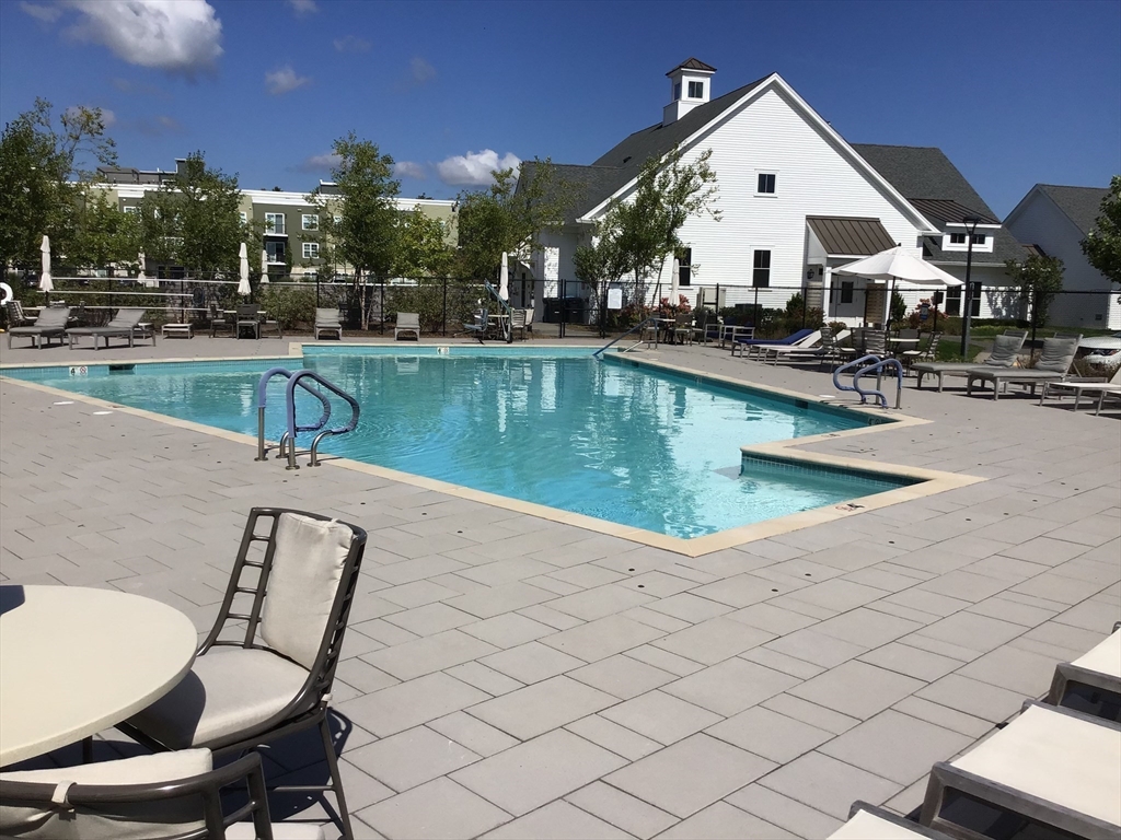 62 Mariners Way # 301