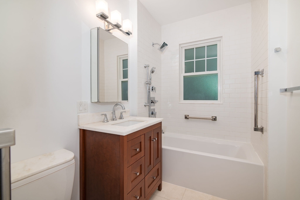 49 Endicott St # 49