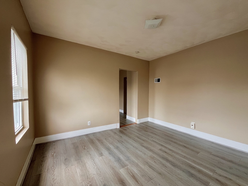 25 Oakland Ave # 3R