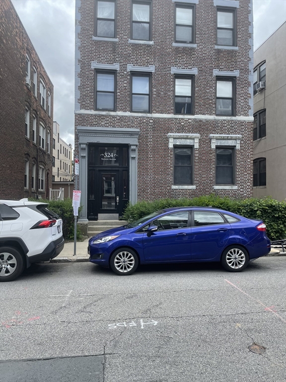 324 Summit Avenue # 3
