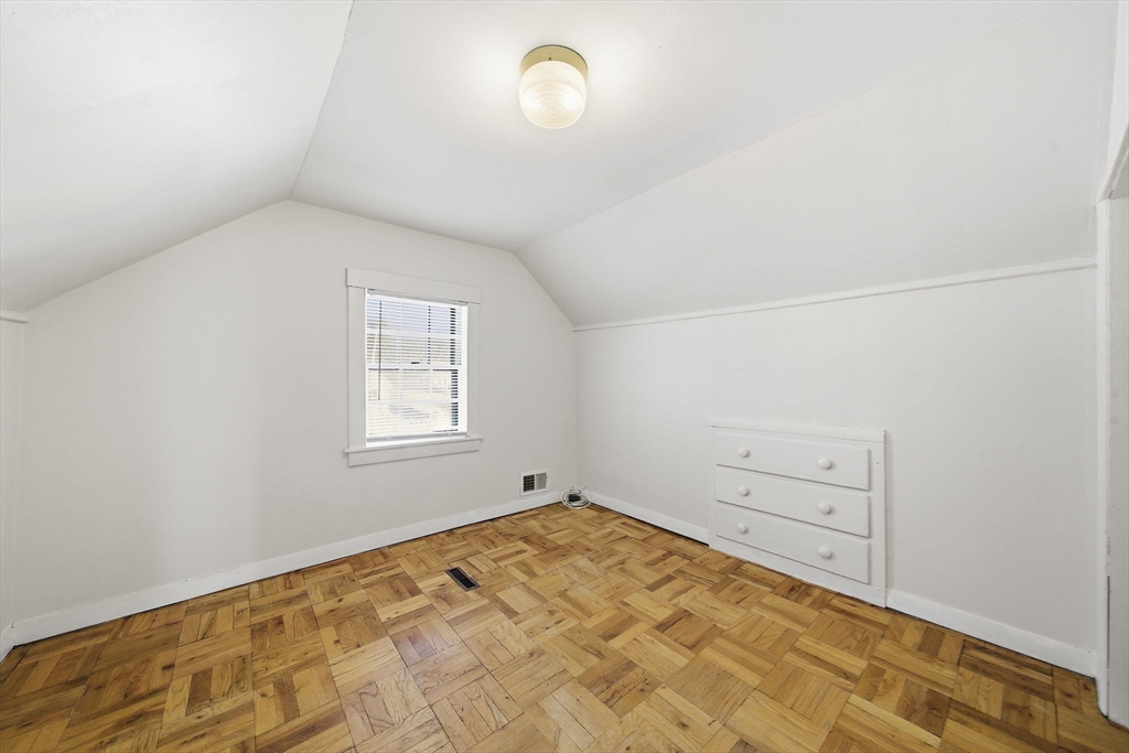 14 Washington Circle