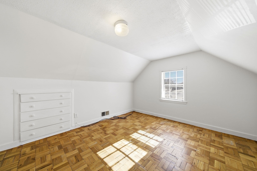 14 Washington Circle