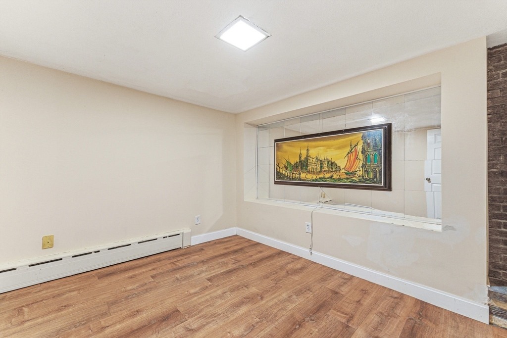 7 Carol St