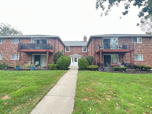 54 Fountain Ln # 5