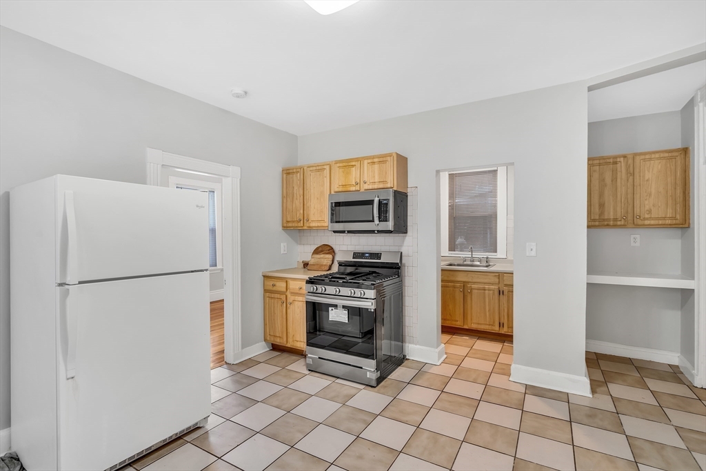 109 Harrishof St # 1