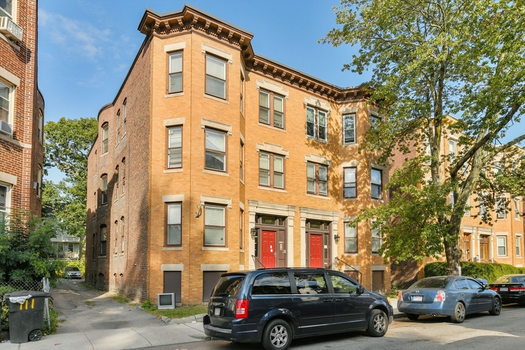 109 Harrishof St # 1