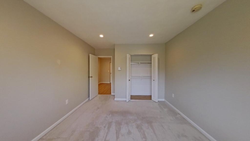 67 Milliken APT 21B