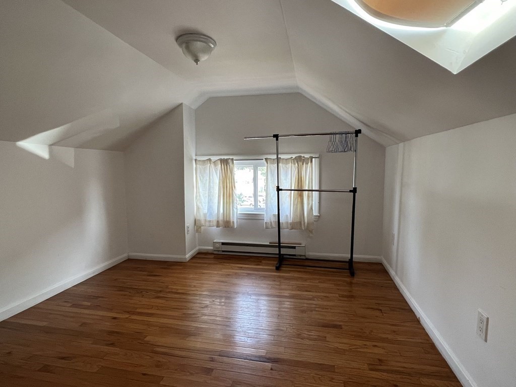17 Cheriton Rd Unit: SF