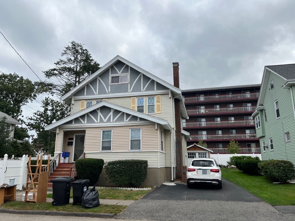 17 Cheriton Rd Unit: SF