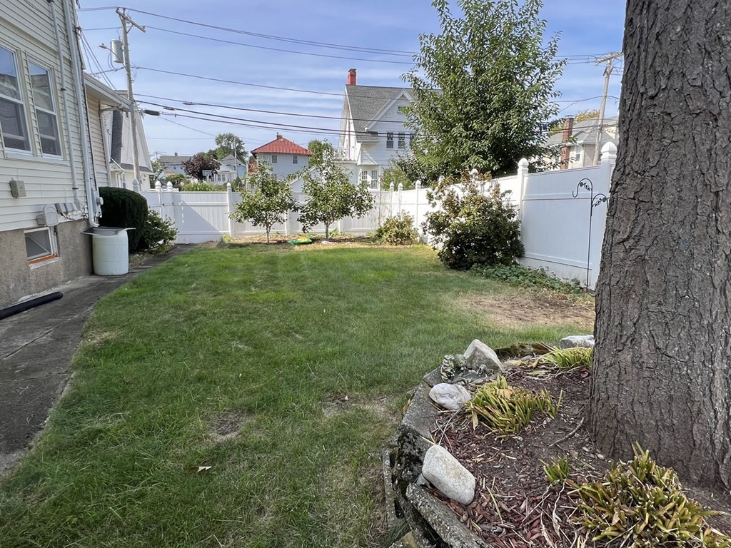 17 Cheriton Rd Unit: SF