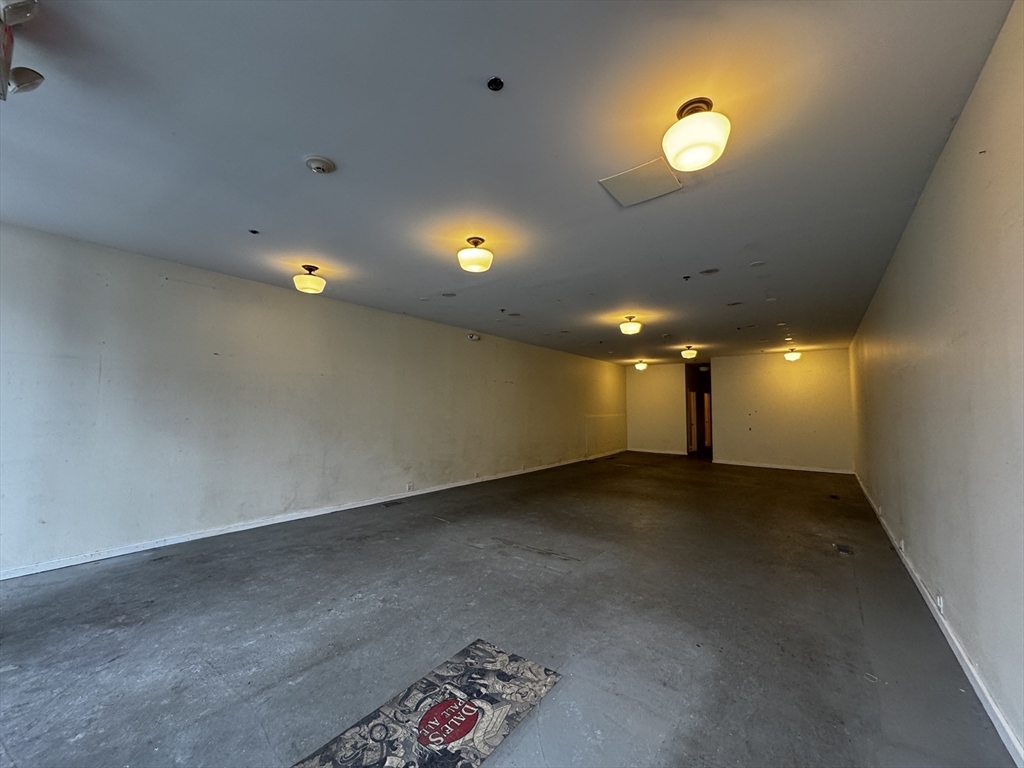 28-42 Commercial St # 28