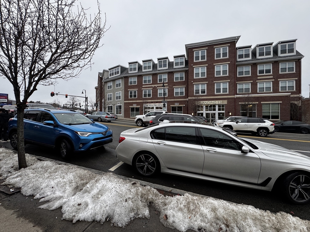 28-42 Commercial St # 28