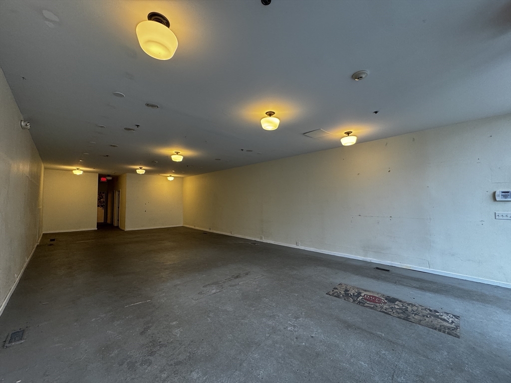 28-42 Commercial St # 28