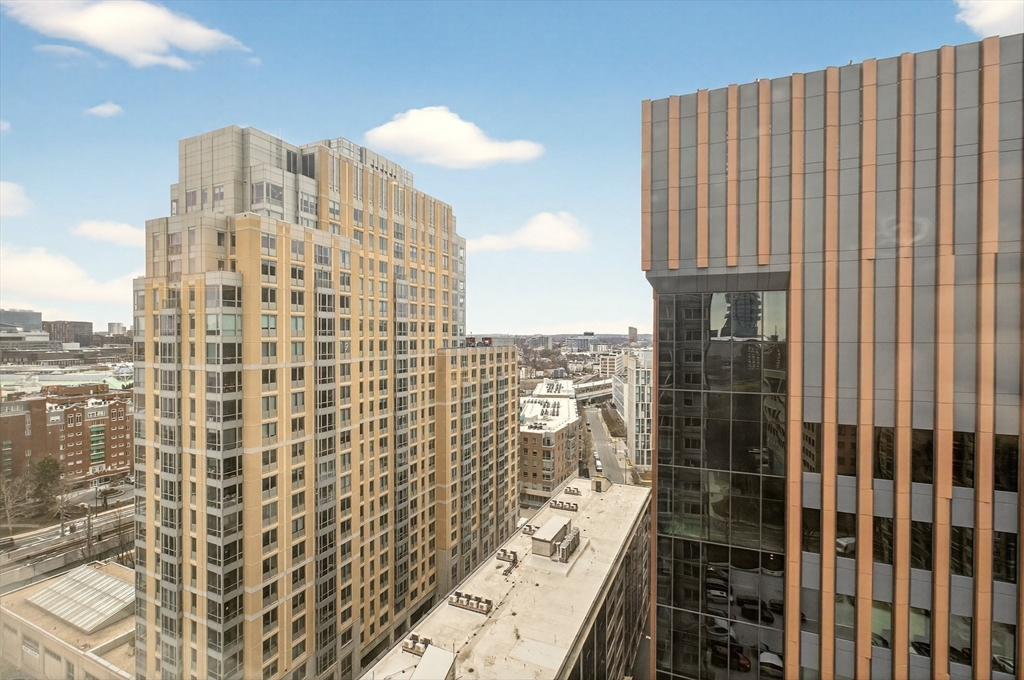 8-12 Museum Way # 1902