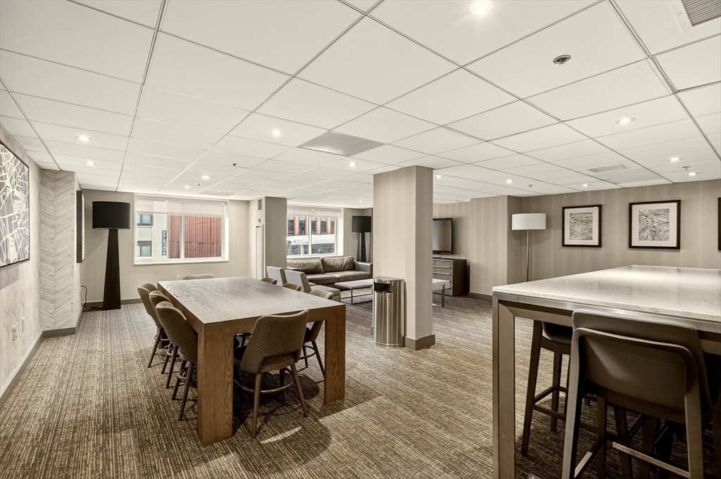 8-12 Museum Way # 1902