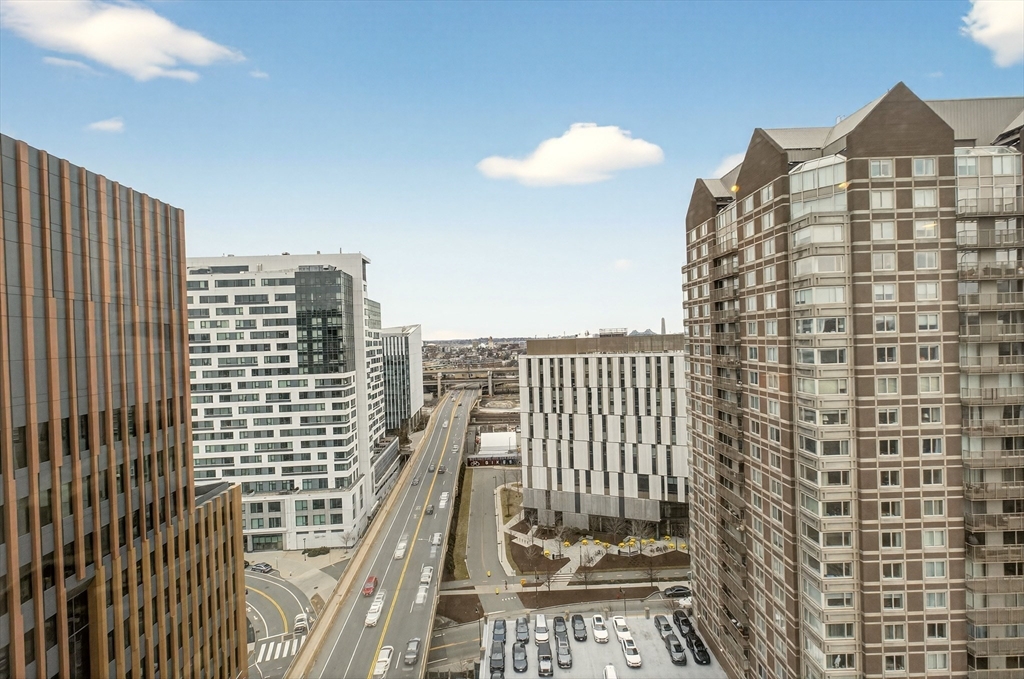 8-12 Museum Way # 1902