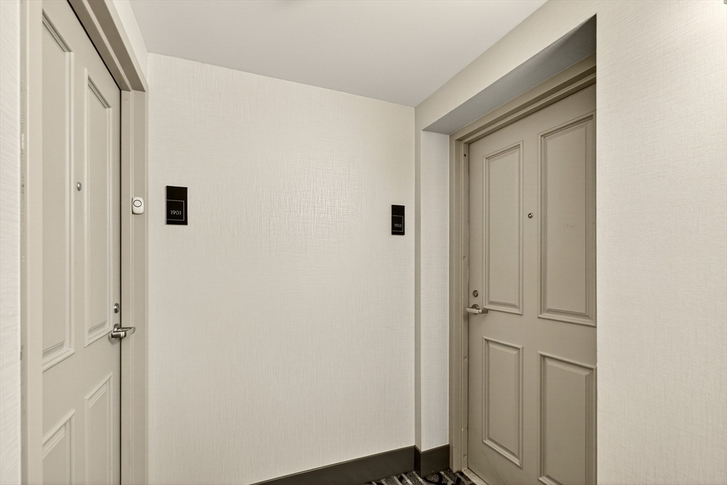 8-12 Museum Way # 1902