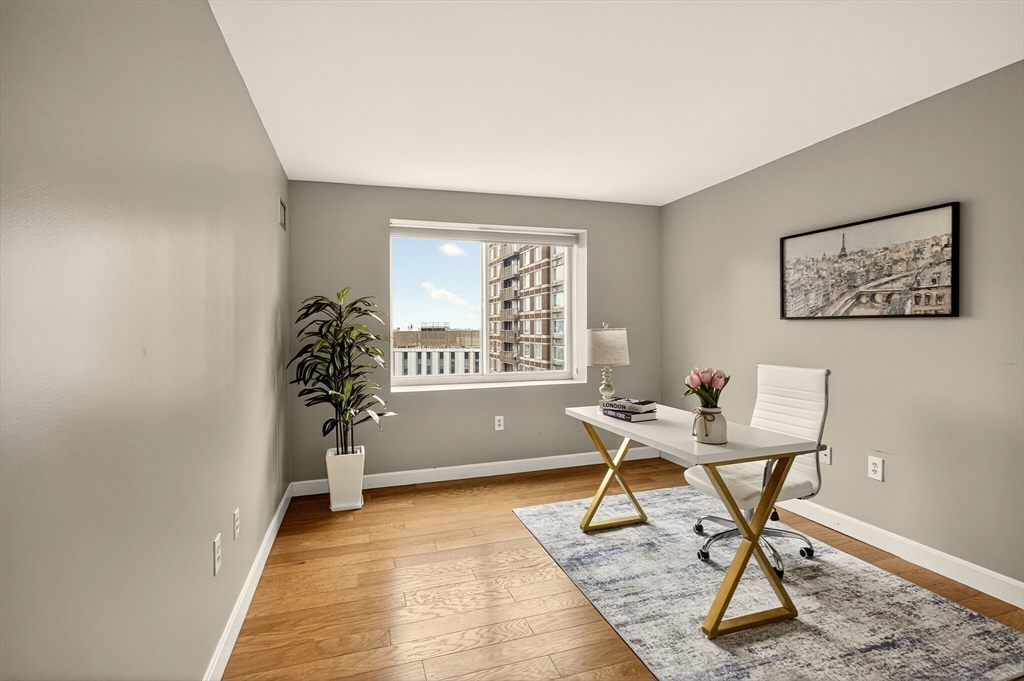 8-12 Museum Way # 1902