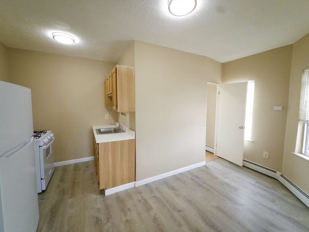 25 Oakland Ave # 3F