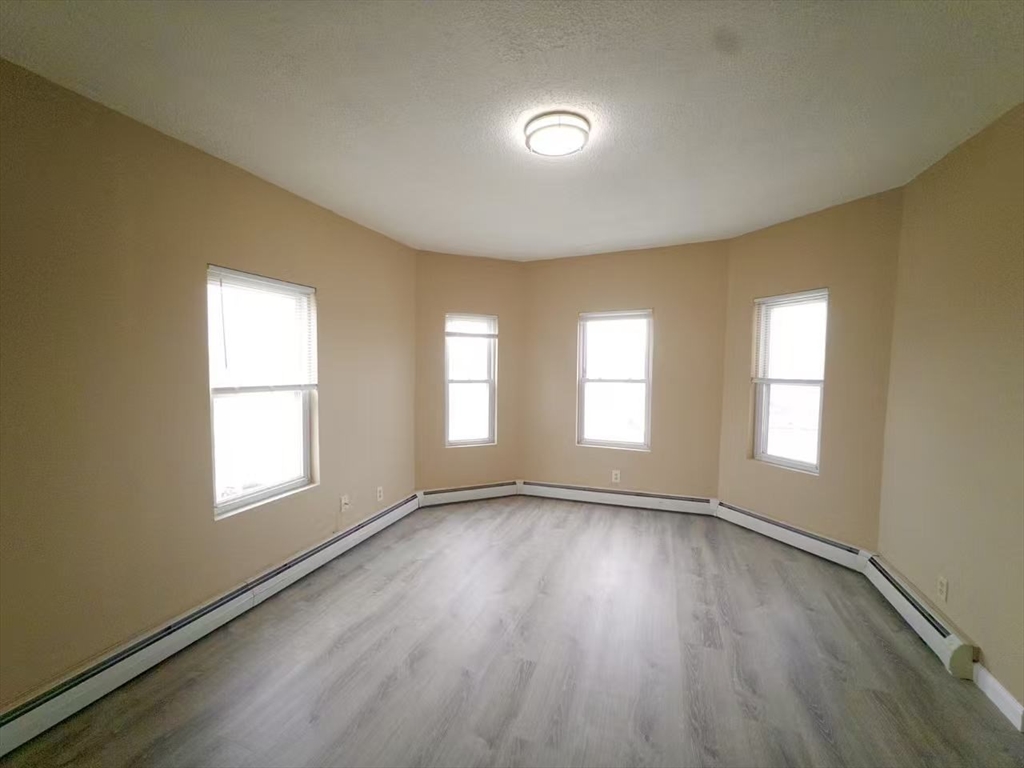 25 Oakland Ave # 3F