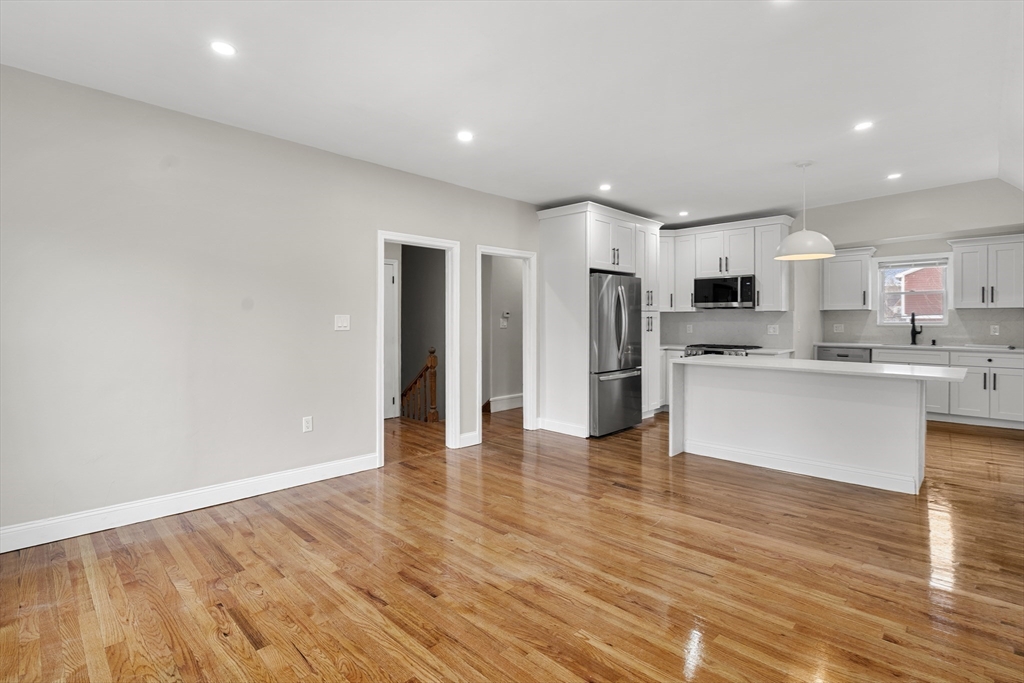 5 Gayland St # 2