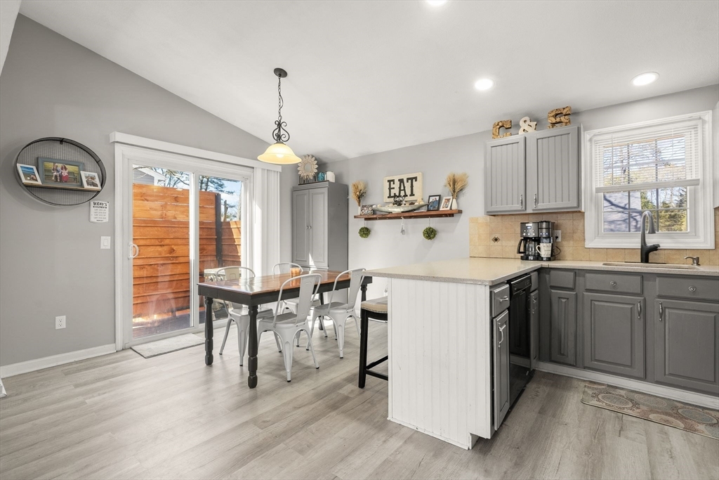 51 Cove Ave