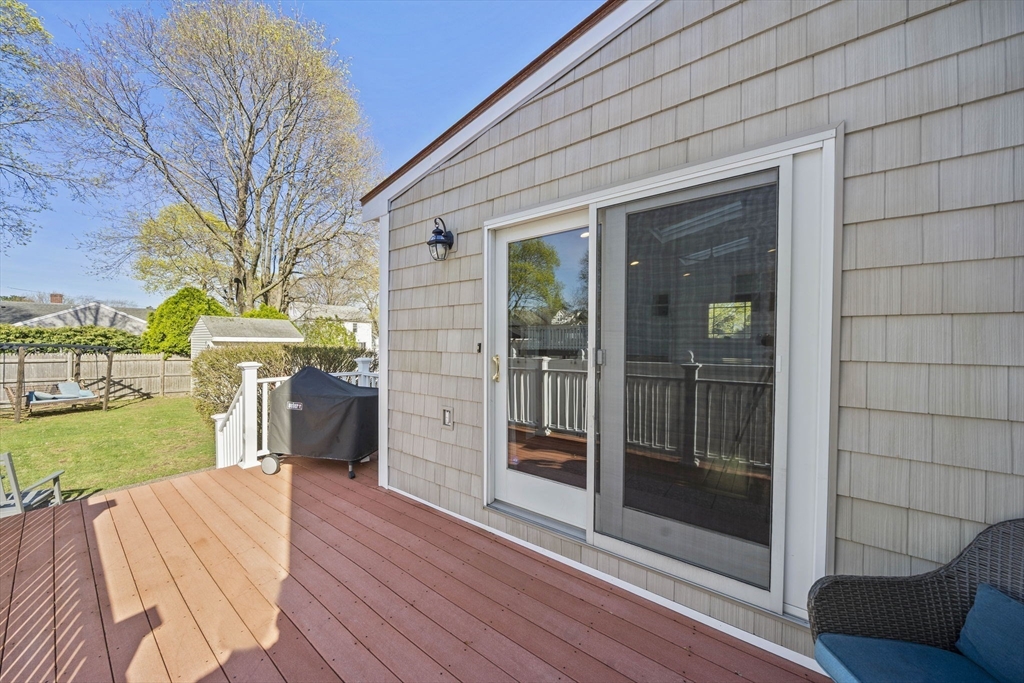 83 Wilson Ave