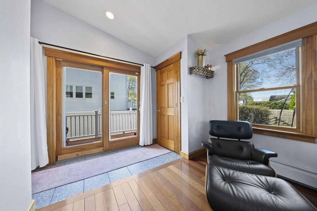 83 Wilson Ave