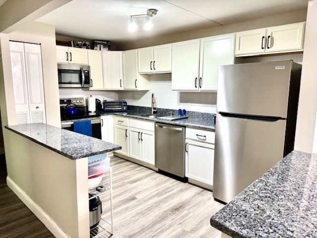 575 Broad St Unit: U:215