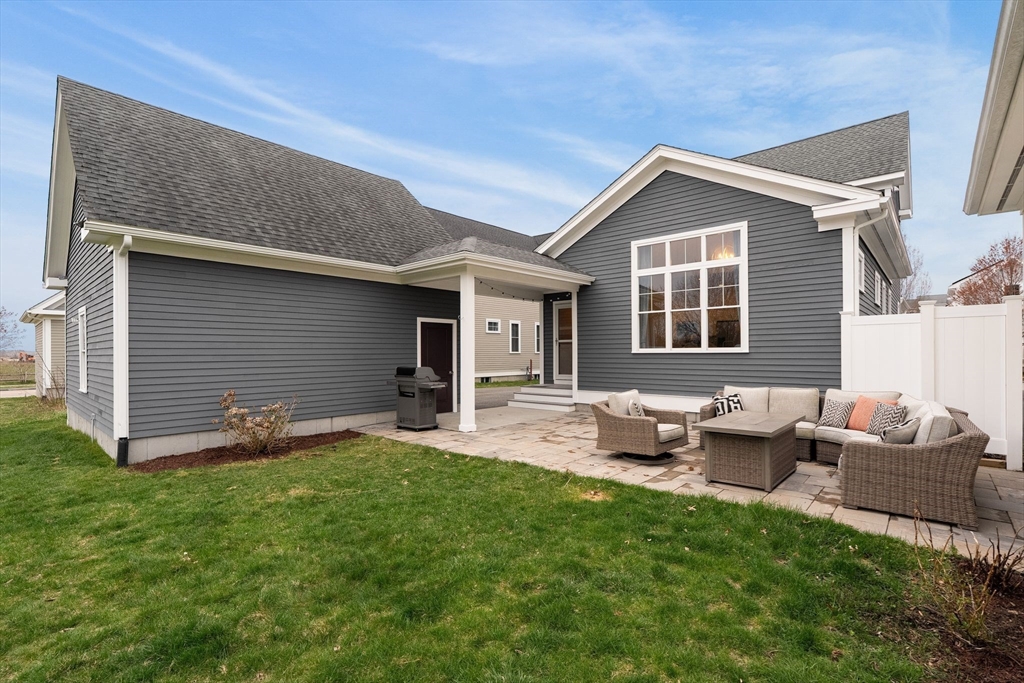 98 Snowbird Ave
