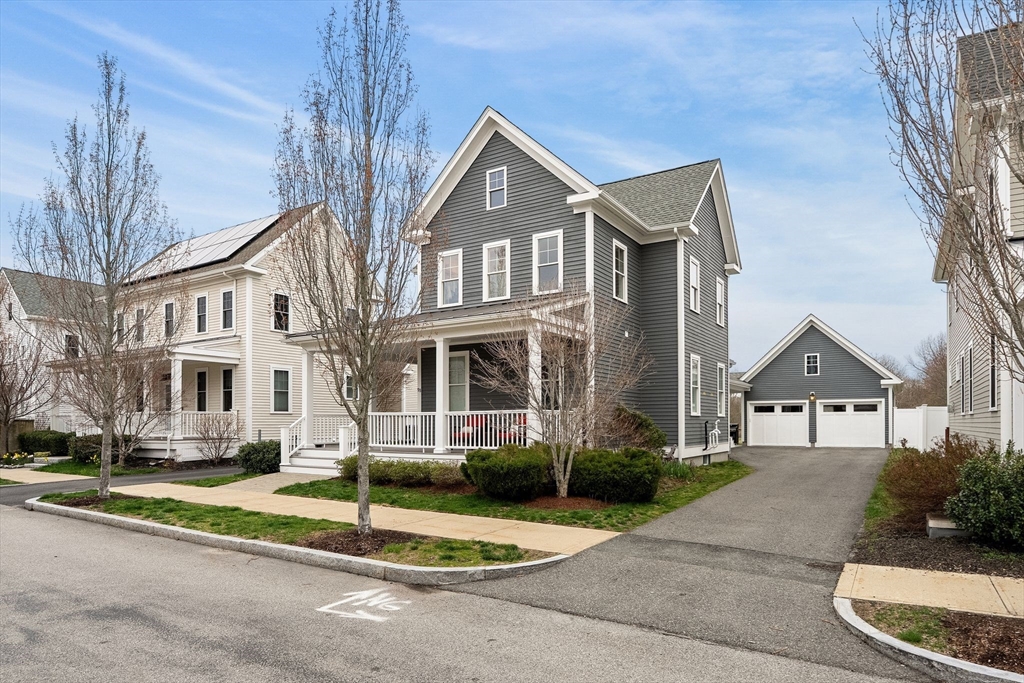 98 Snowbird Ave