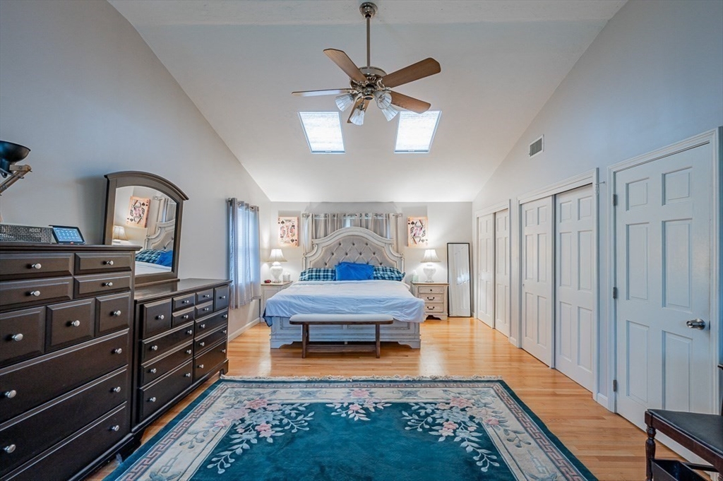 39 Dwelley Ave