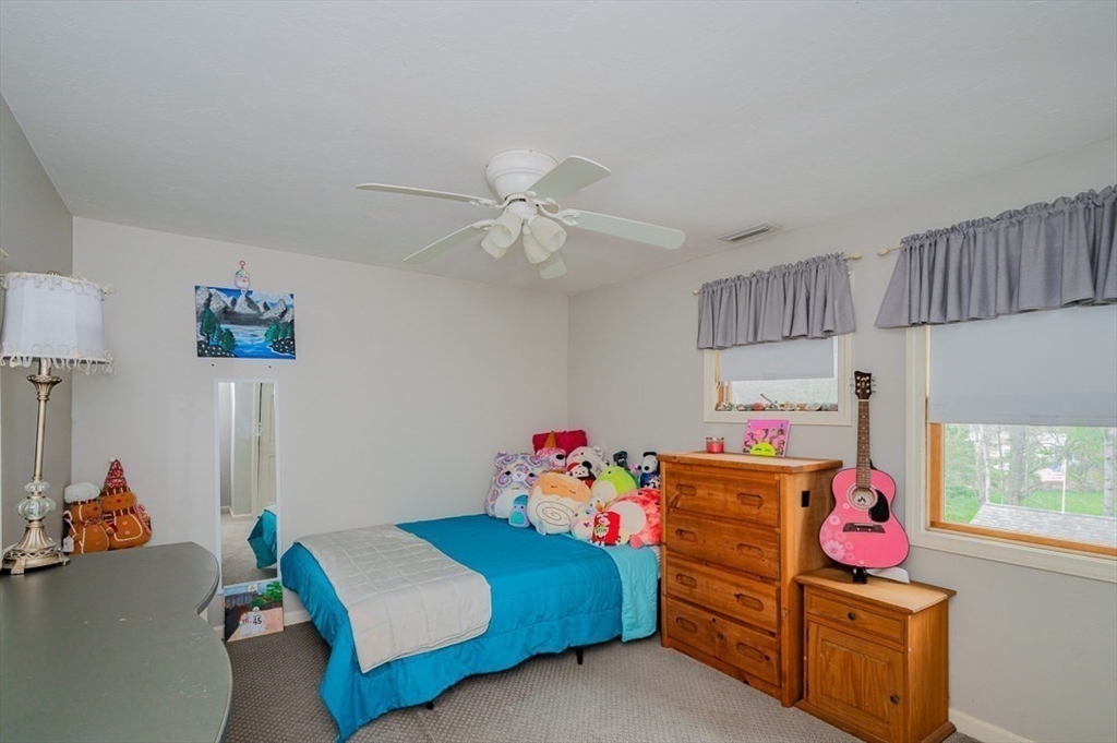 39 Dwelley Ave