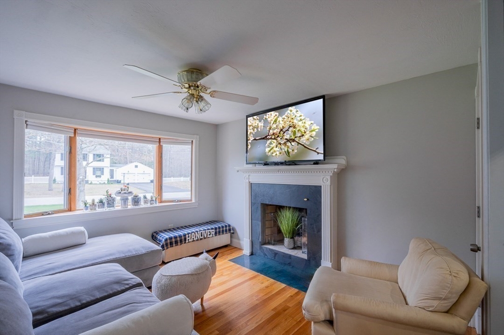 39 Dwelley Ave
