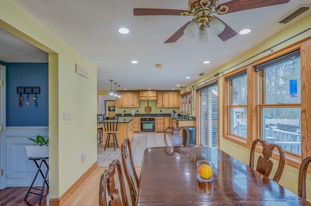 39 Dwelley Ave