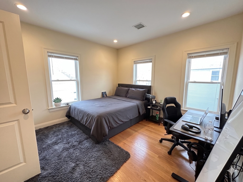 50 Carleton St # 50
