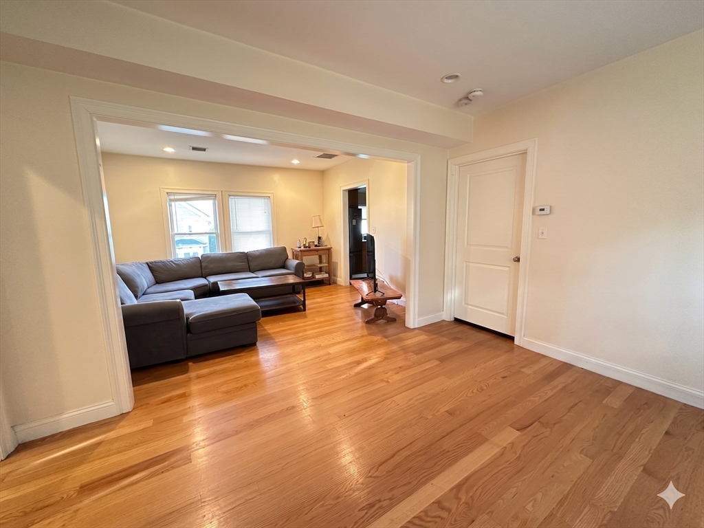 50 Carleton St # 50