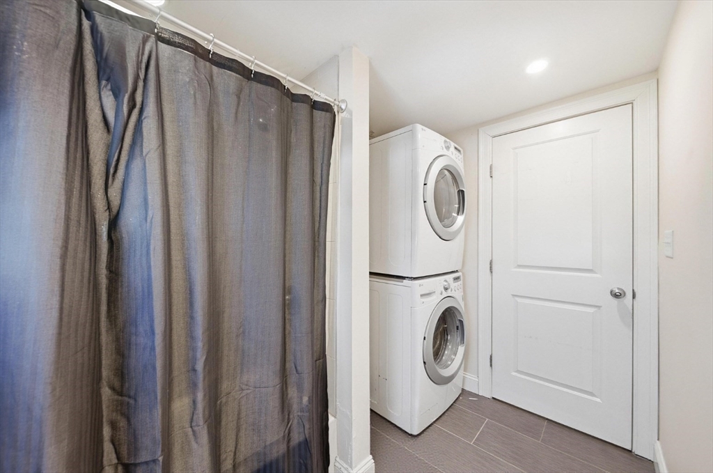 50 Carleton St # 50