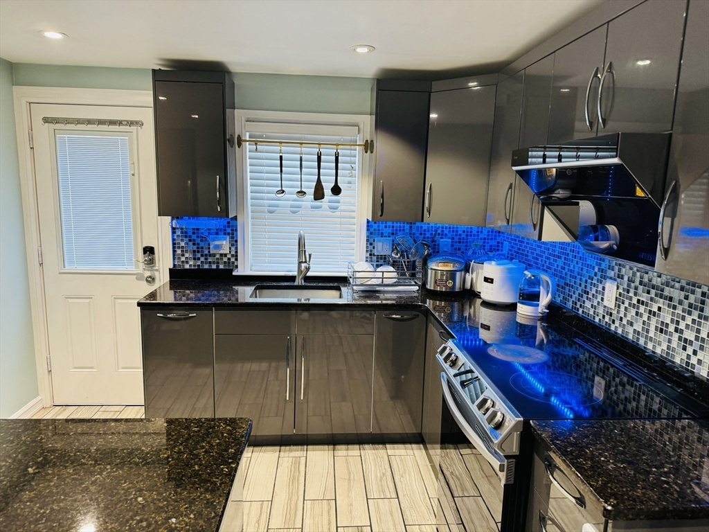 107 Fayette St
