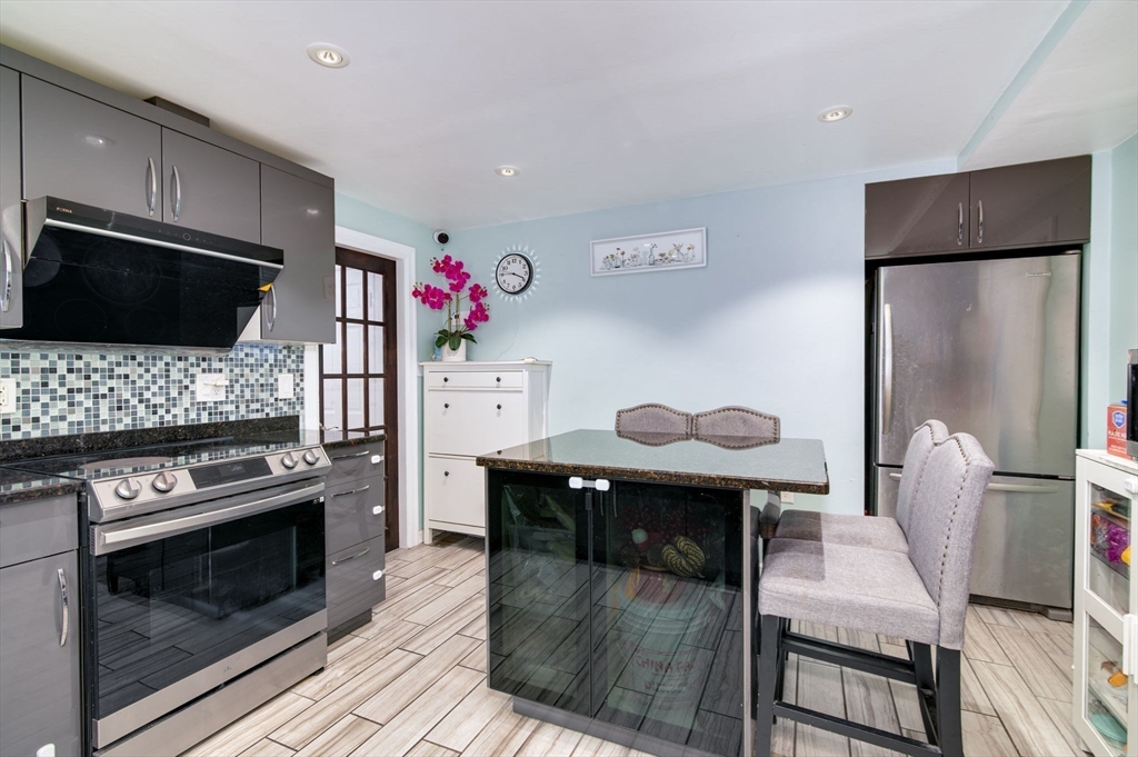 107 Fayette St