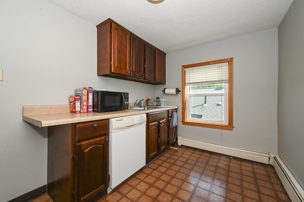 195 Billings Rd # 3