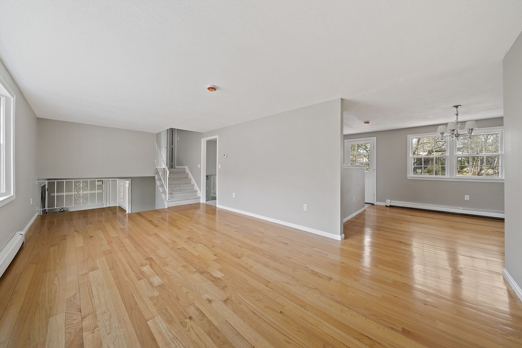 84 Poulos Rd