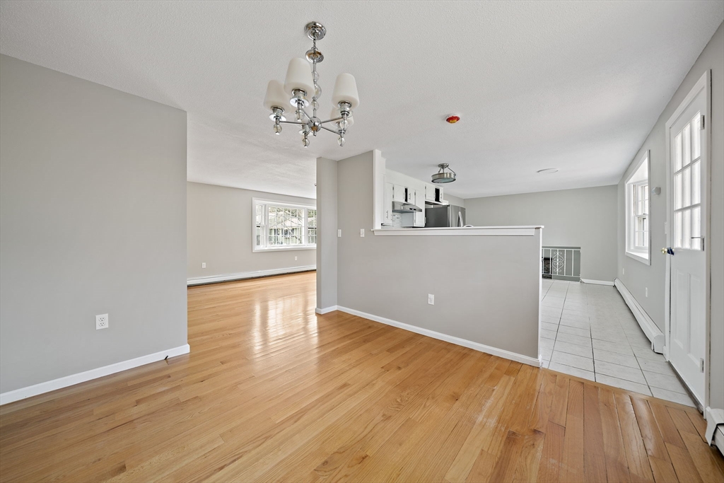 84 Poulos Rd