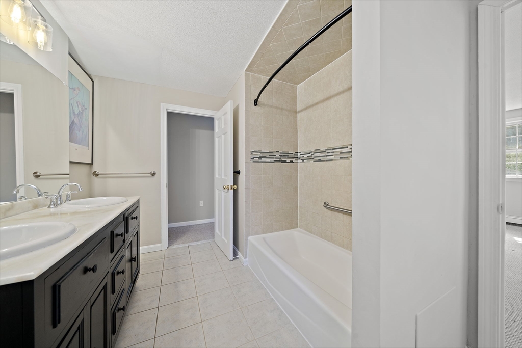 84 Poulos Rd