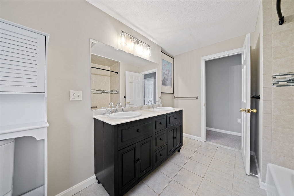 84 Poulos Rd