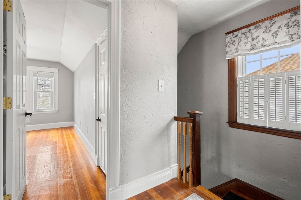 69 Bromfield St