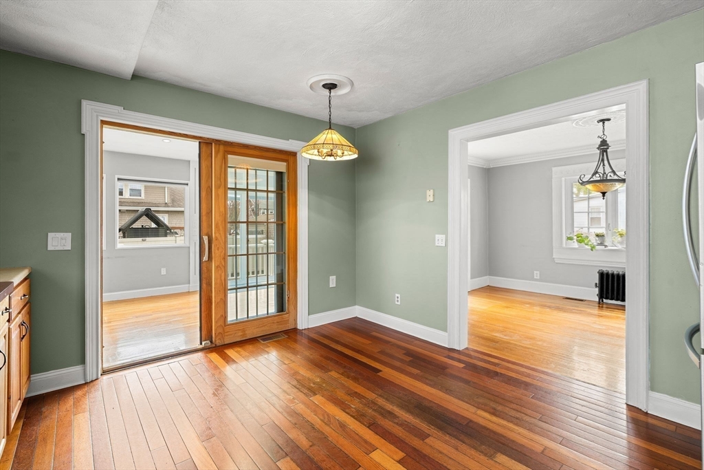 69 Bromfield St