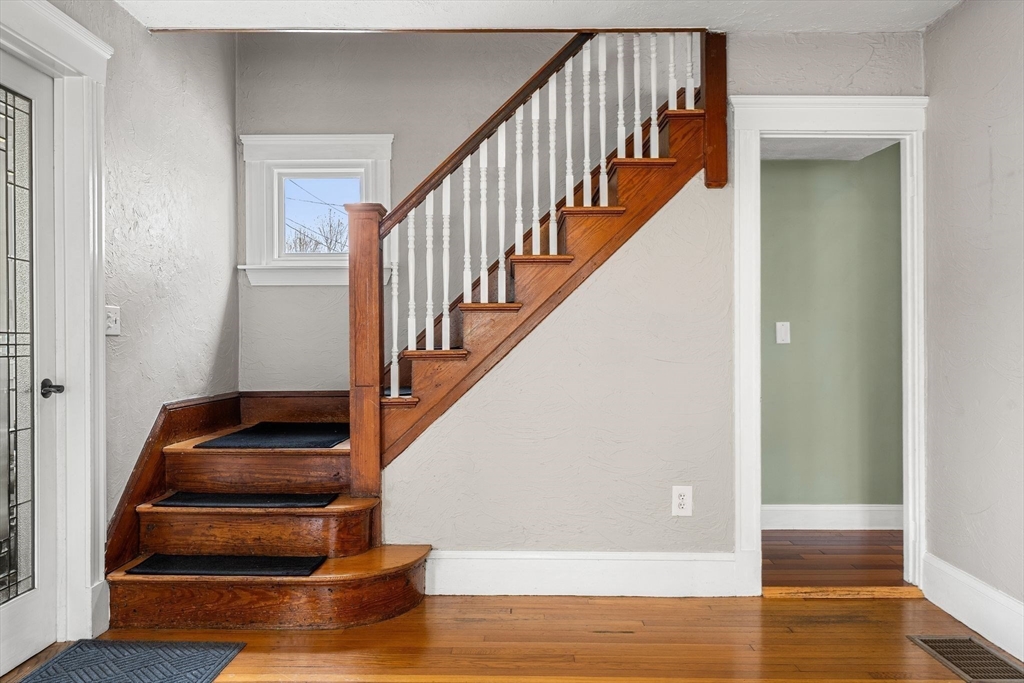 69 Bromfield St