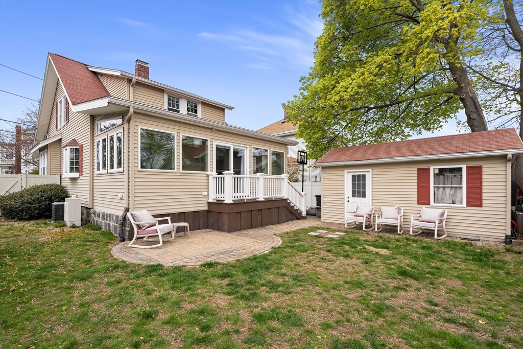 69 Bromfield St