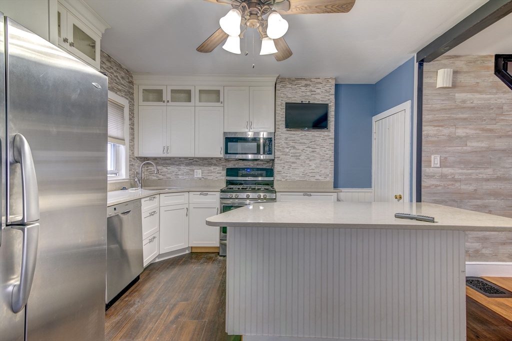 86 Glover Ave # 86